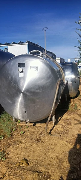 Carlos de las Cuevas, Depósitos de diferentes capacidades