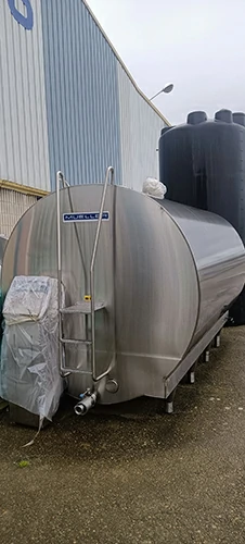 Carlos de las Cuevas, Tanque de leche marca MUELLER, Modelo P-9000
